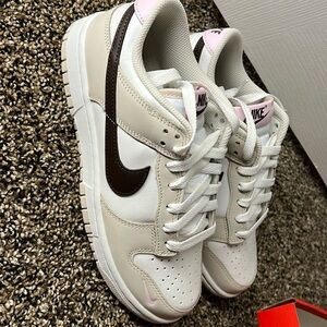 Women’s Nike Dunks 7.5 NIB